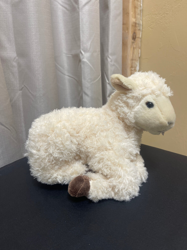 Shooky the Sheep, 10 inch Stuffed Animal