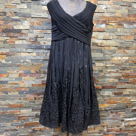 Adrianna Papell Black Ruched Top with Full Floral Textured Skirt Dress, Size 16W