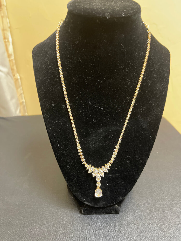 Wona Trading Gold Rhinestone Eliza Teardrop Necklace