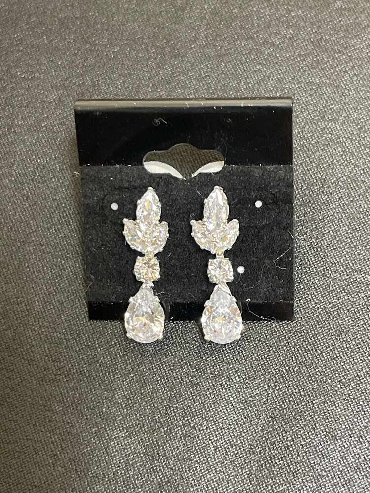 Wona Trading Silver Rhinestone Eliza Teardrop Earrings