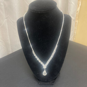 Wona Trading Silver Ilene Teardrop Rhinestone Necklace