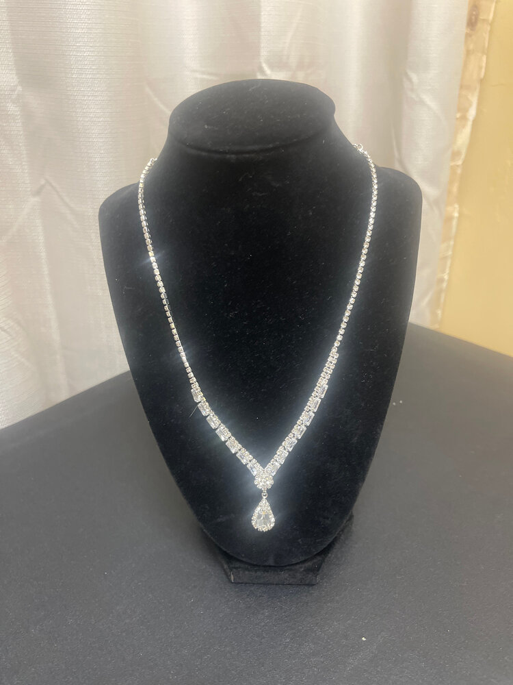 Wona Trading Silver Ilene Teardrop Rhinestone Necklace