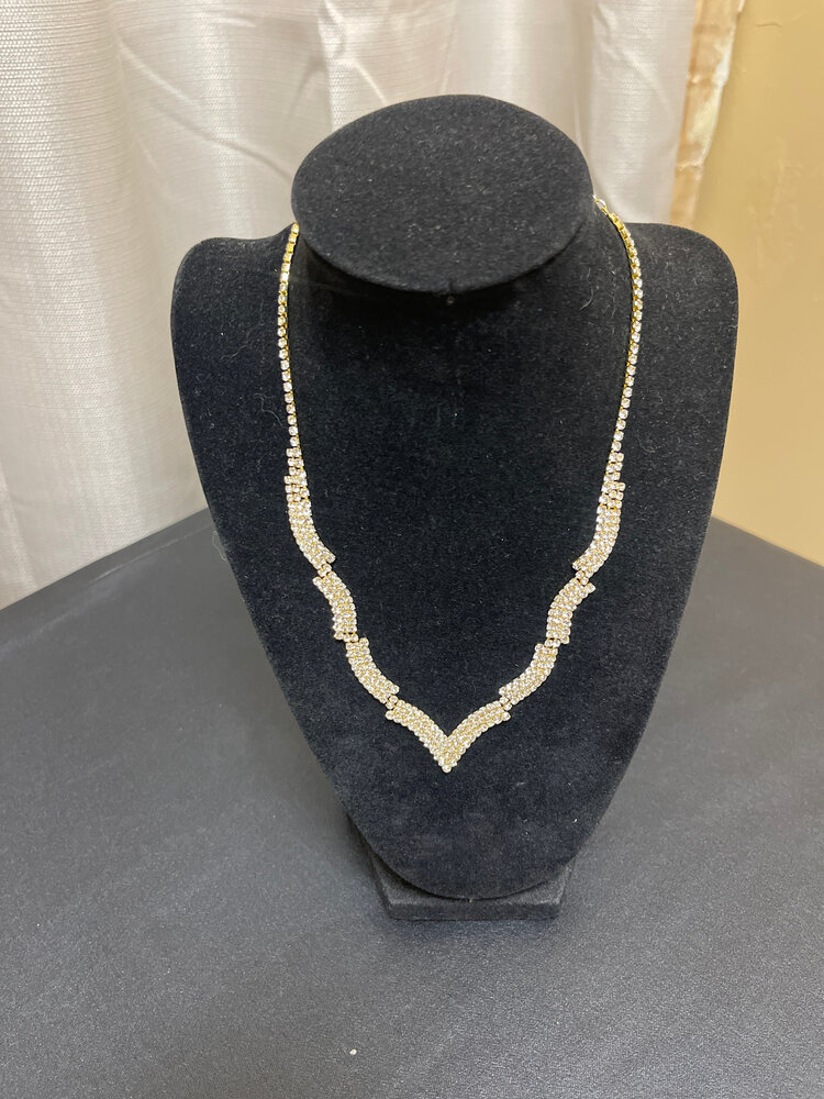 Wona Trading Gold Jocelyn Rhinestone Sectioned Necklace