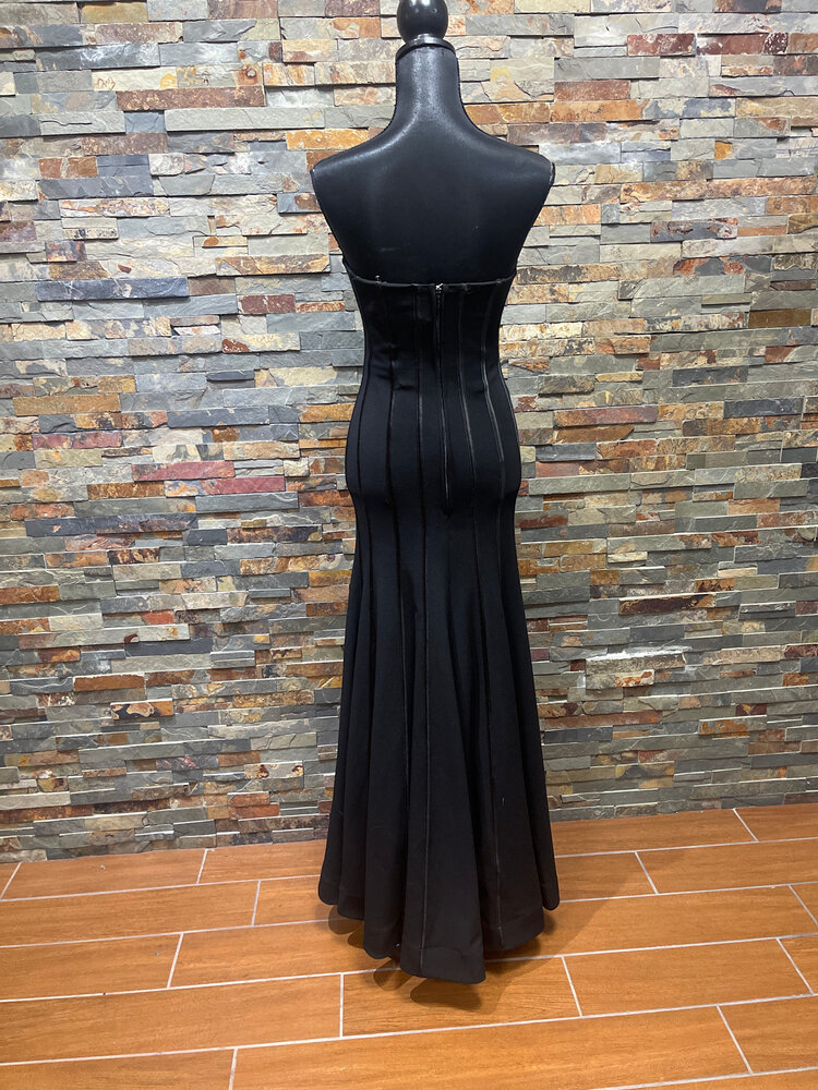 Speechless Black Strapless Stretch Trumpet Gown with Vertical Stripes, Size 5