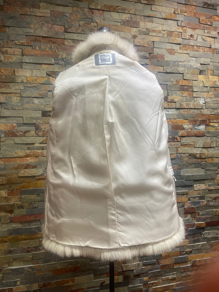 Saga Fox Blue Fox Stroller with Feathered Herringbone Pattern, Size M