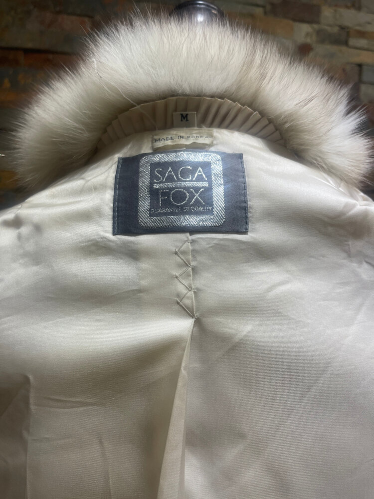 Saga Fox Blue Fox Stroller with Feathered Herringbone Pattern, Size M