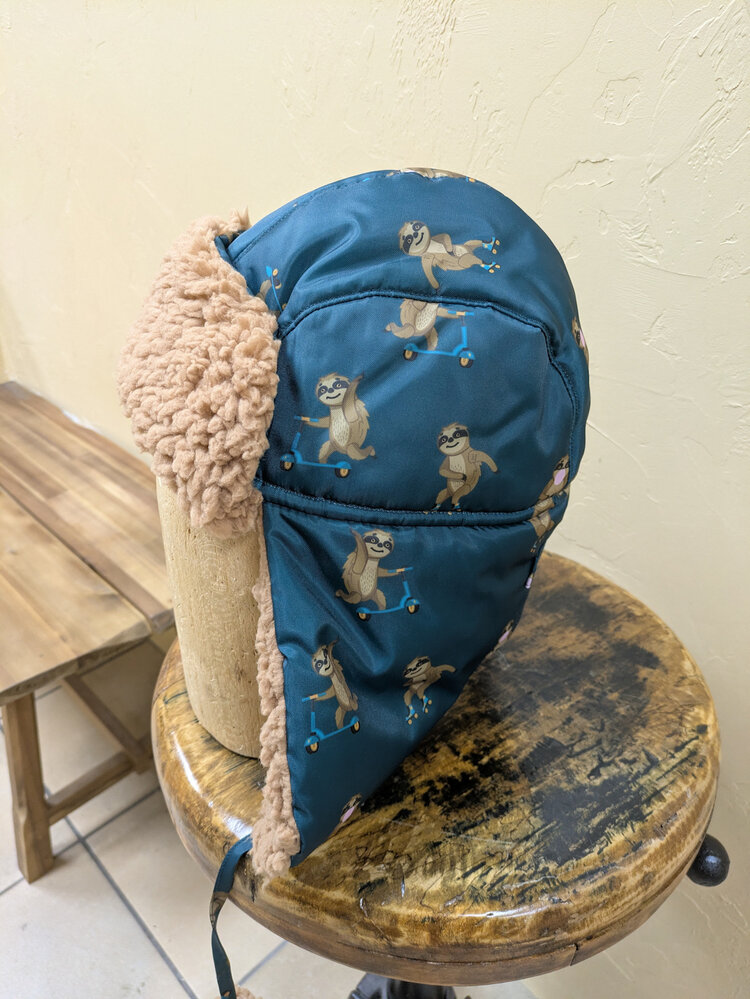 Green Kids Sloth Trapper Hat, O/S