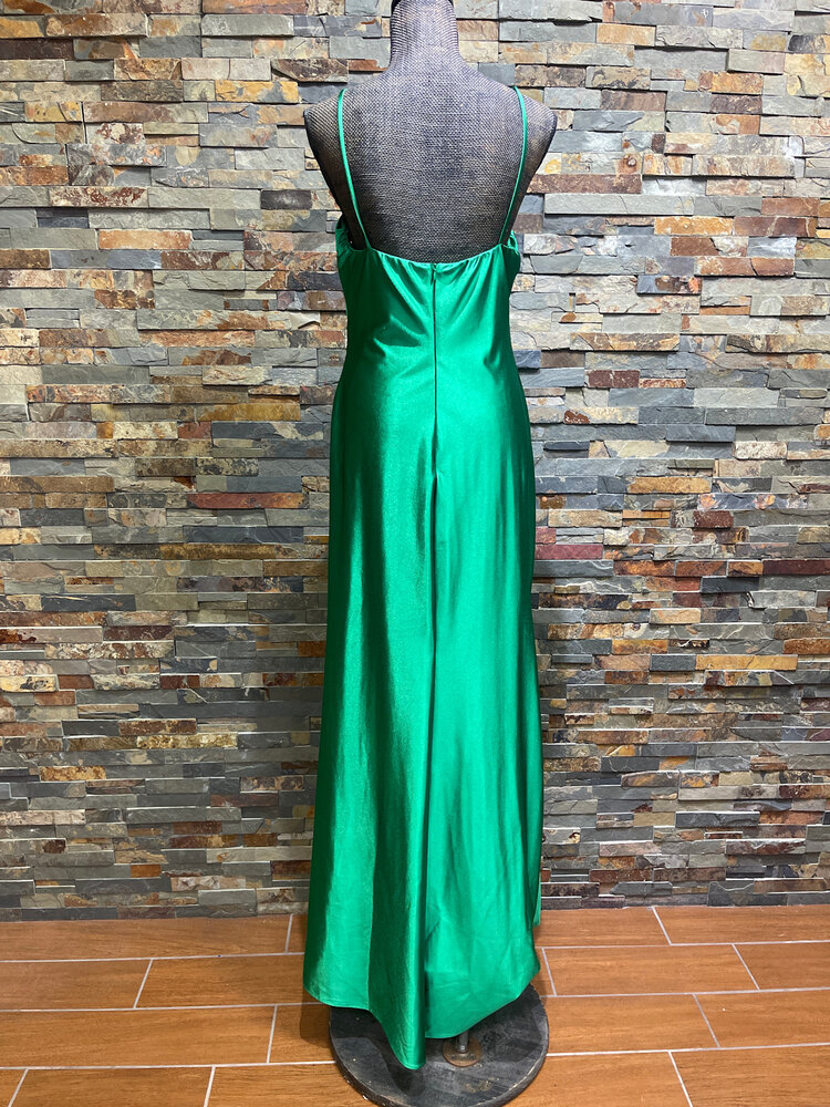 Aspeed Kelly Green Spaghetti Strapped Ruched Gown, Size XL