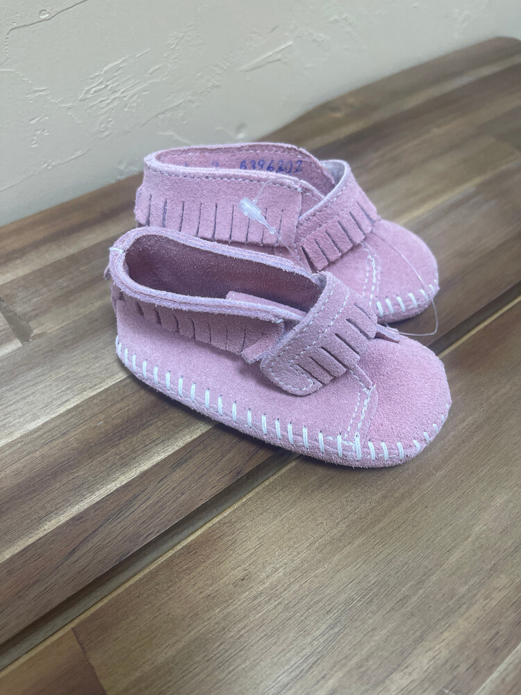 Pink Suede Minnetonka Infant Booties, Size 2