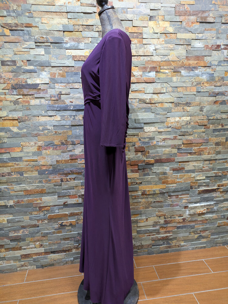 Purple 3/4 Sleeve Ruched V-Neck Gown, Size 4XL