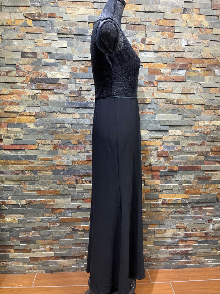 Ralph Lauren Black Sequin Mesh Top with a Black Skirt Gown, Size 2