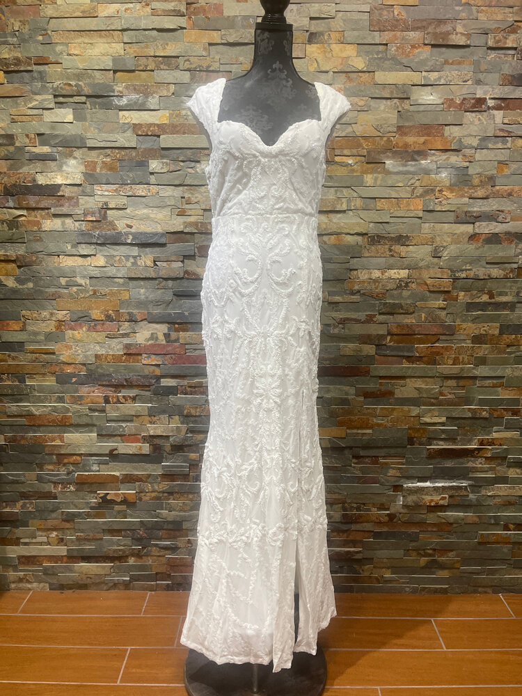 White Sequined Designed Cap Sleeve With Front Slit Size XL