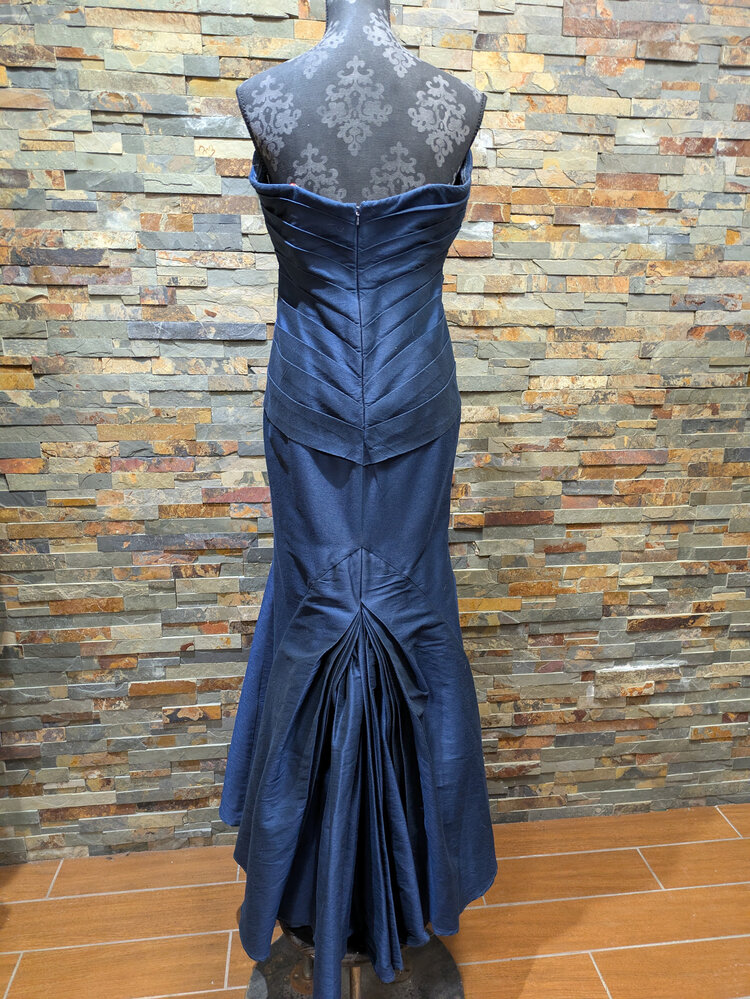 Monique Lhuiller Navy Strapless Ruched Top with Trumpet Bottom Gown, Size 14
