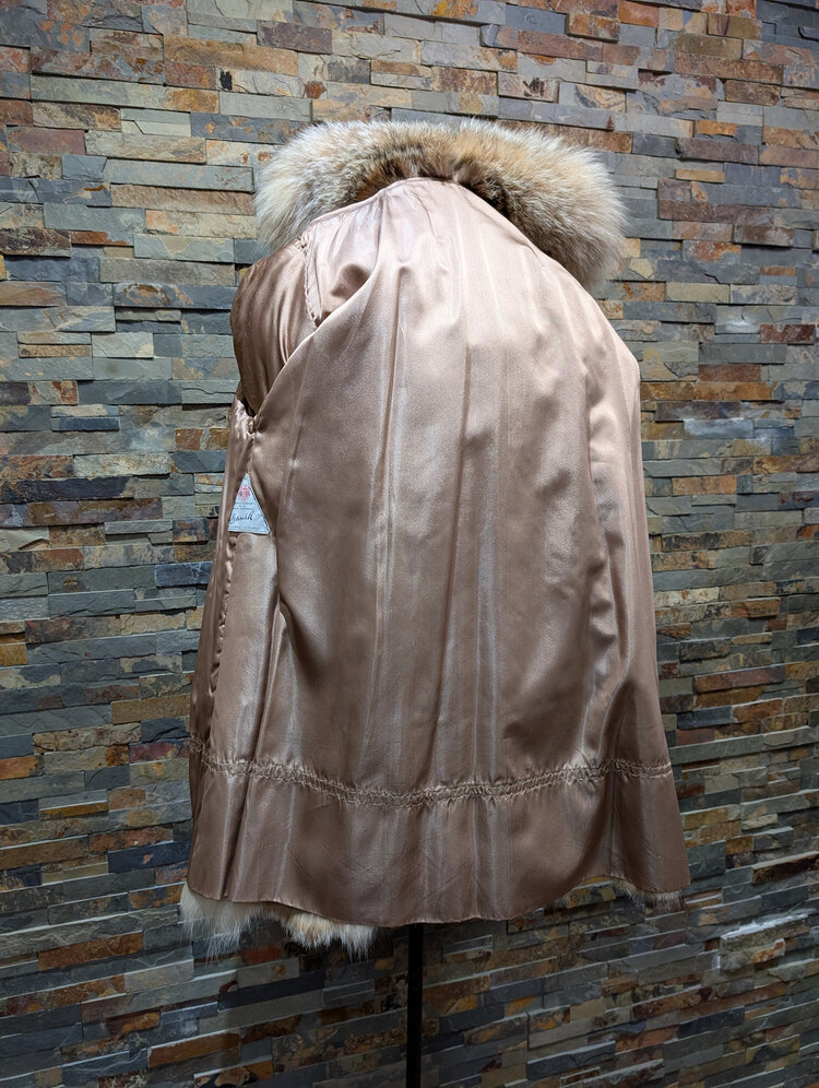 Canadian Lynx Fur Stroller with Notched Lapel, Size XL