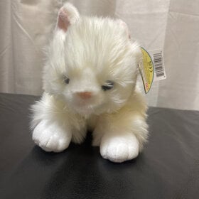 Puff the Persian Cat (13 inches)