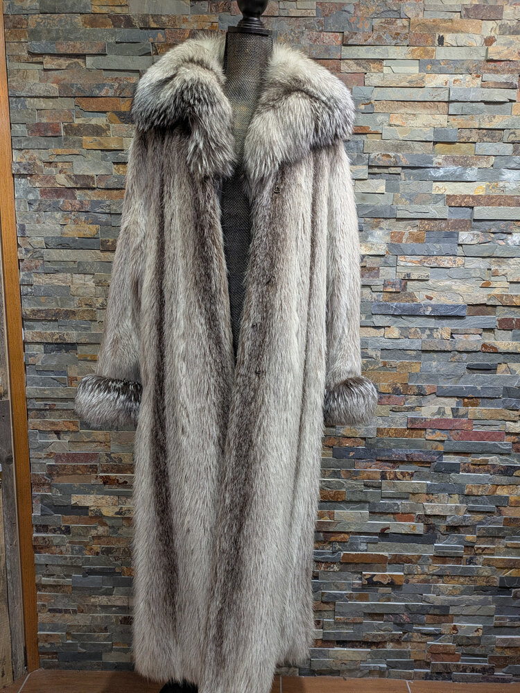 Silver Nutria Full Length Coat with Blue Indigo Frost Fox Fur Collar and Cuffs Size L