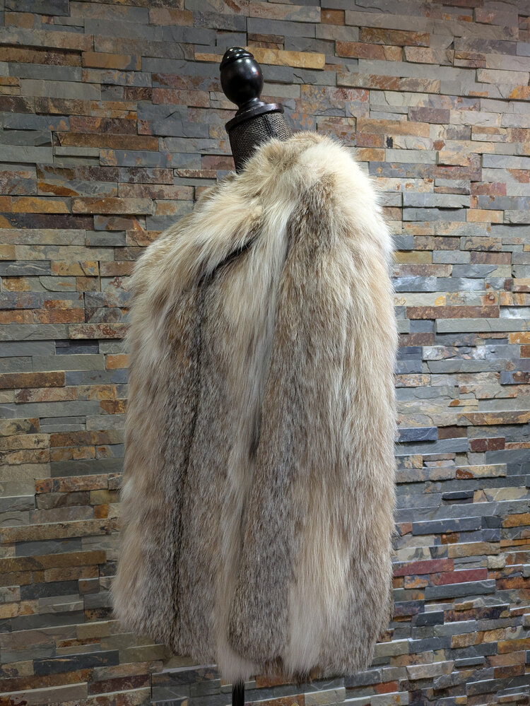 Canadian Lynx Fur Jacket with Notched Lapel, Size M