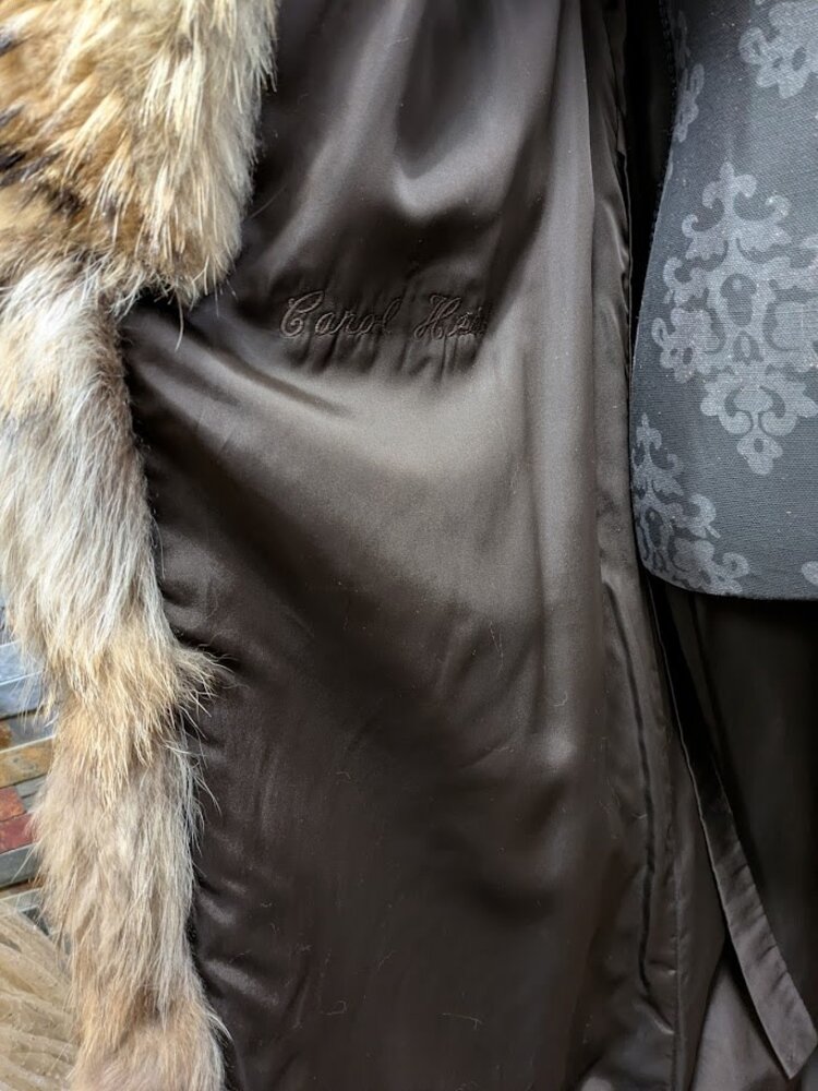 Nigbor Furs Feathered Finnraccoon Tanuki Fur Long Coat with Luxurious Shawl Collar, sz L