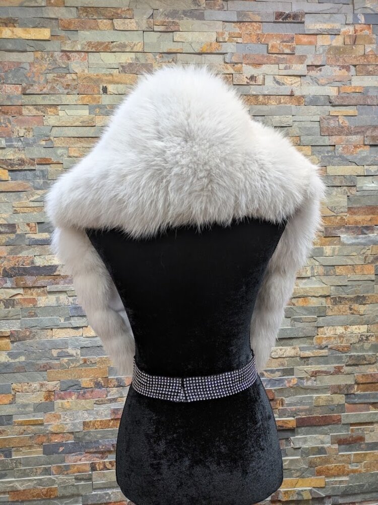 Ivory Shadow Polar Arctic Fox Stole w Vertical Design, OS