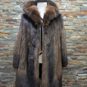 Black and Brown Ombre North American Raccoon Swing Coat. size Large