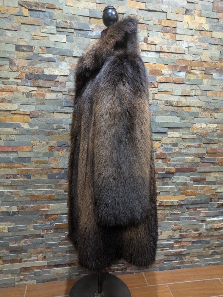 Black and Brown Ombre North American Raccoon Swing Coat. size Large