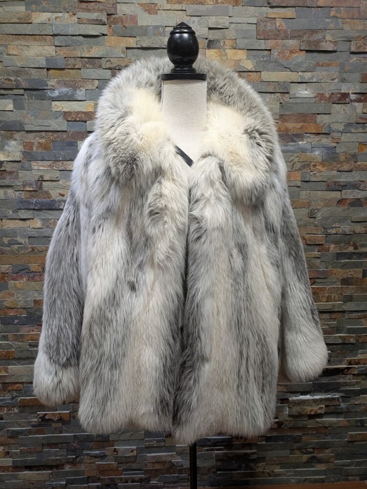 Grey and Ivory Frosted Shadow Fox Fur Poncho, size XL