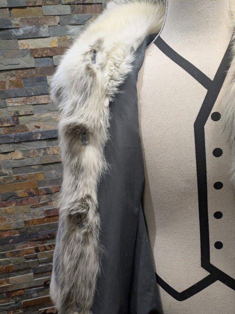 Grey and Ivory Frosted Shadow Fox Fur Poncho, size XL