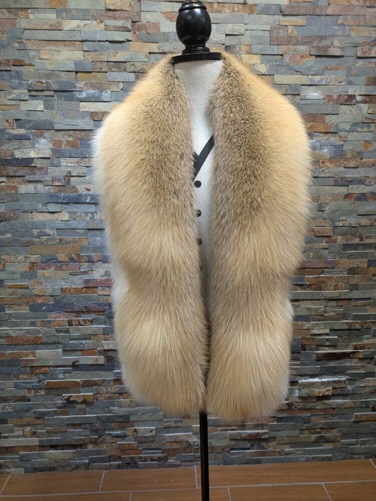 Full Skin SAGA Golden Island Fox Fur Stole