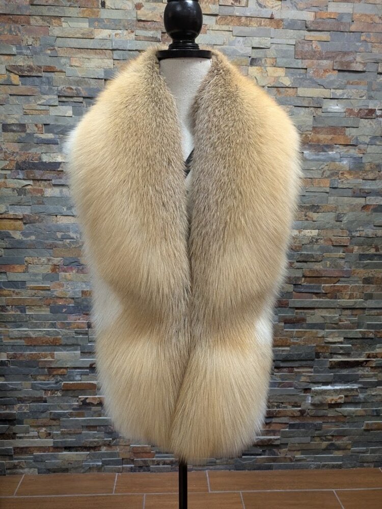 Full Skin SAGA Golden Island Fox Fur Stole