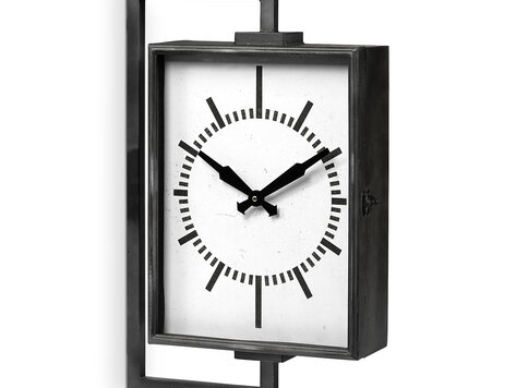 Horloge murale industrielle  « Hagar »