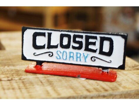 Plaque en fonte - Open / Close