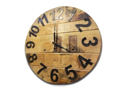 Horloge en bois rustique   16"
