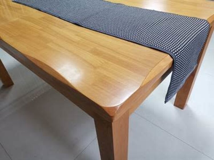 Chemin de table noir 13" x 54"