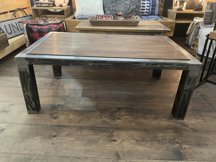 Table basse Massif J.A