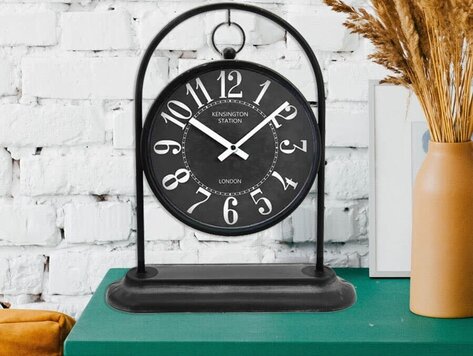 Horloge de table suspendue
