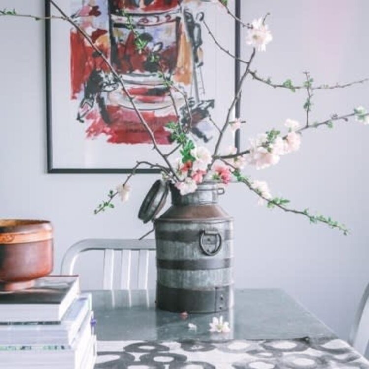 Récipient à lait en métal