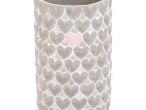 Pot à fleurs coeur rose