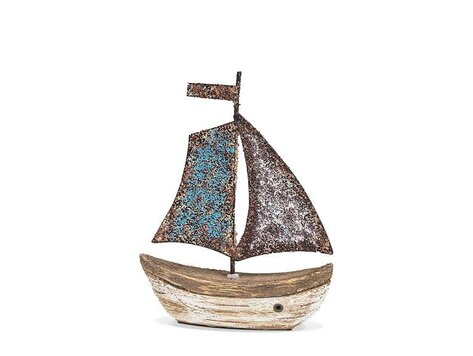 Mini voilier en bois rustique