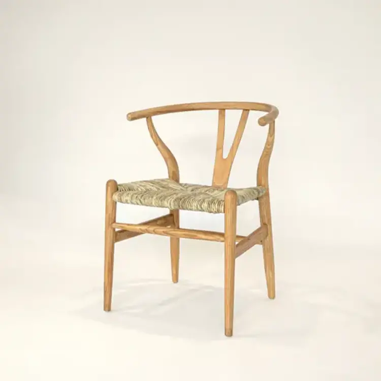 Chaise Wishbone en teck et écorce de bananier