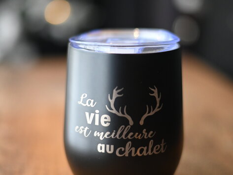 Verre à vin isotherme noir- La vie au chalet