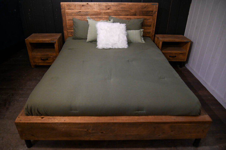 Lit Beaux rêves King (Couleur La Vie de Chalet)