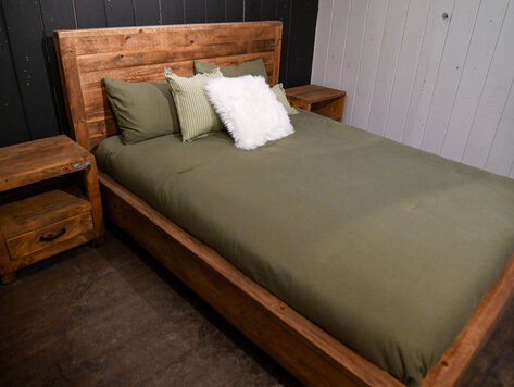 Lit Beaux rêves King (Couleur La Vie de Chalet)