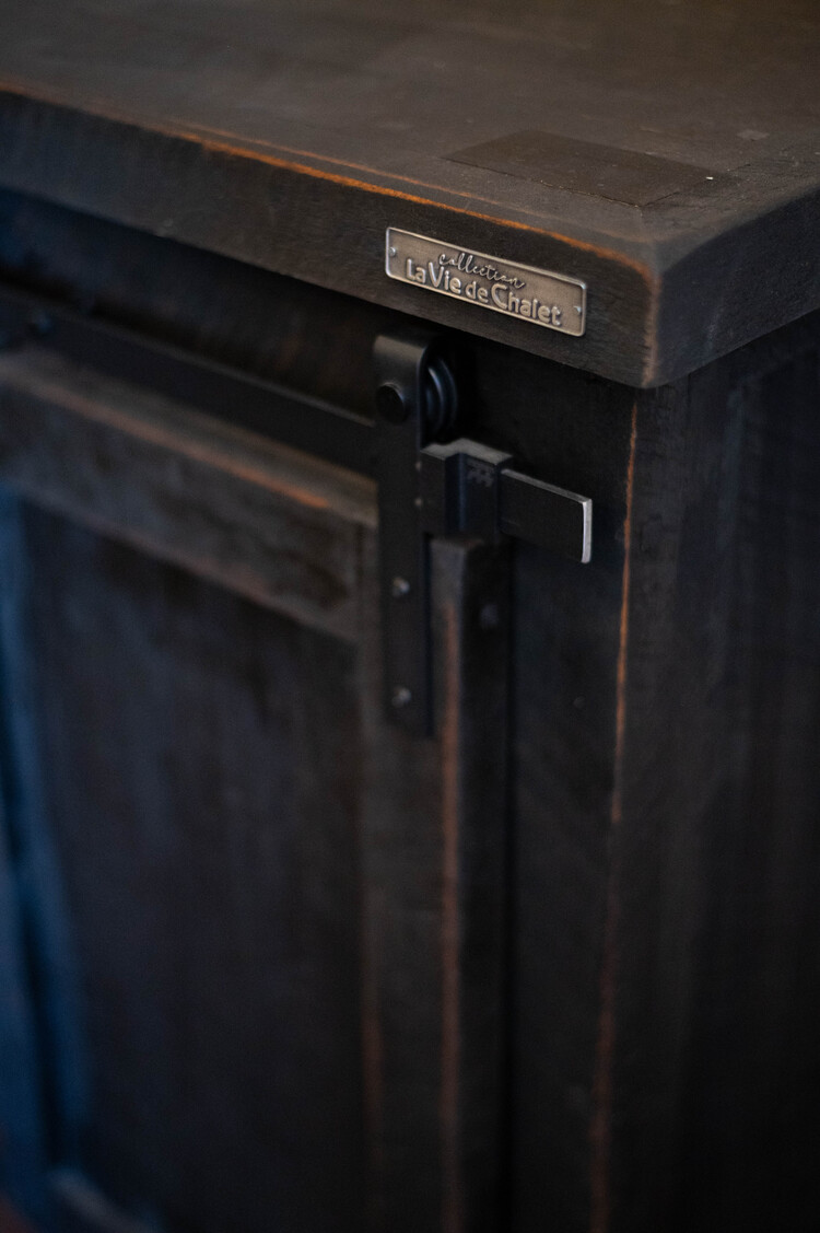 Le Buffet Le Versa (Noir Opaque)