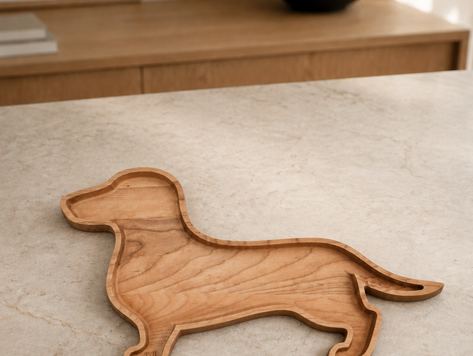Plateau en bois Chien Saucisse