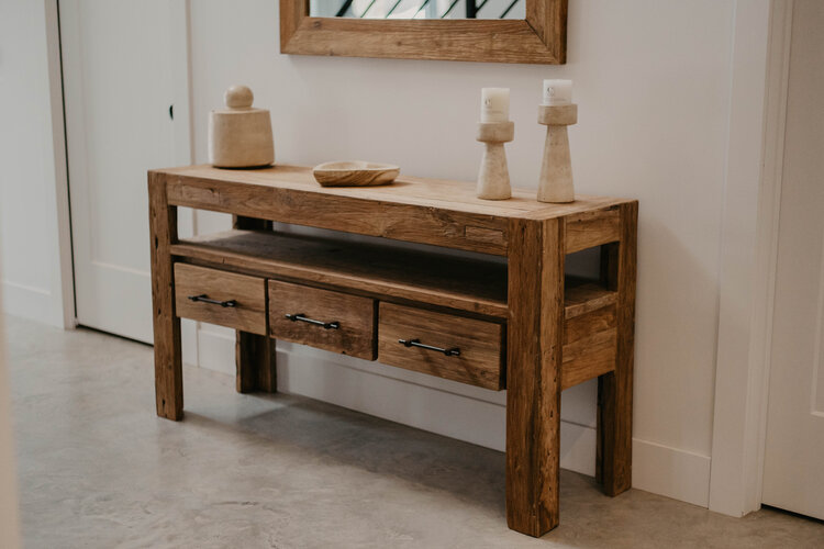 Console collection Bali