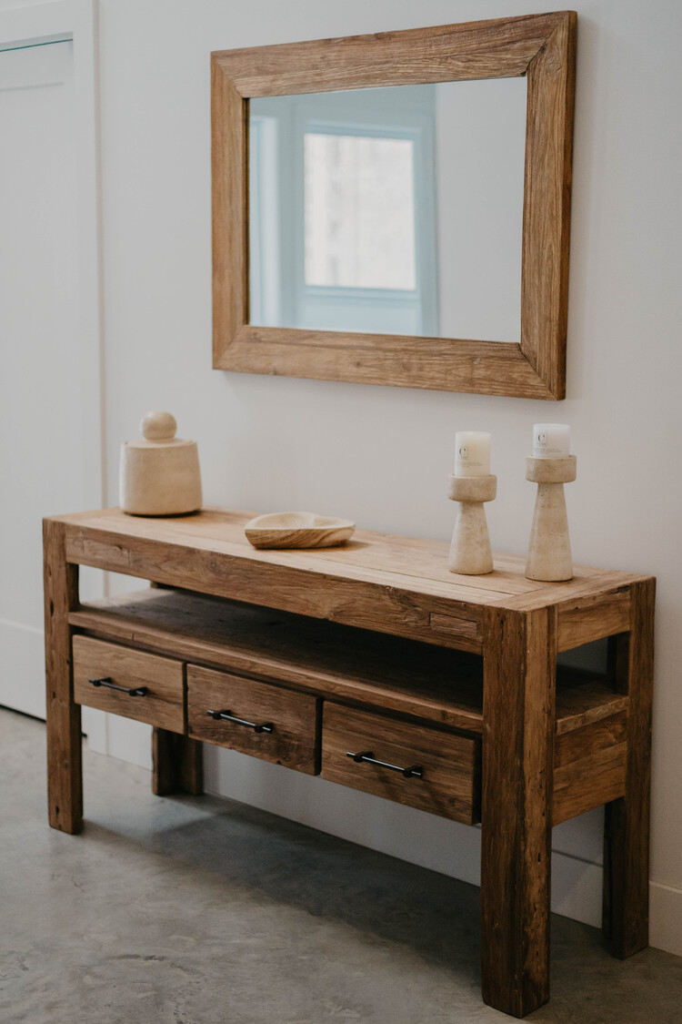 Console collection Bali