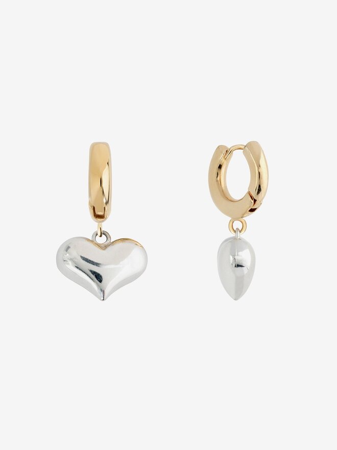 Chained to My Heart Earring, Petite (single)  Heart earrings, Earrings,  White diamond earrings