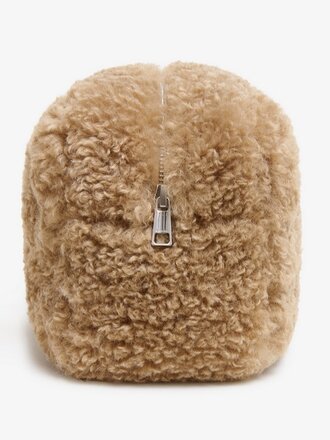 APPARIS JUMBO NOOR SHEARLING POCHETTE APPARIS JUMBO NOOR SHEARLING POCHETTE