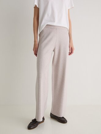 YERSE PANTALONES RESCTOS AFRANELADOS