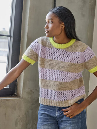 LILLA P SHORT SLEEVE STRIPE SWEATER